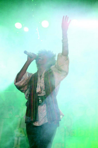 tribune tribune