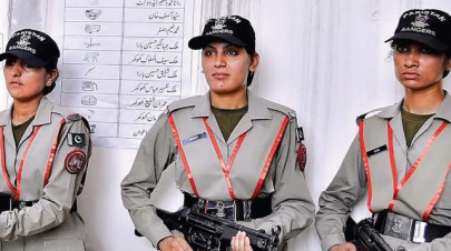 pm wants to enhance women s role in policing