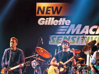 strings electrifying music rocks karachi strings electrifying music rocks karachi