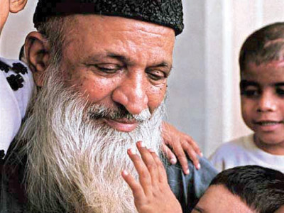 pm recommends abdul sattar edhi for nobel peace prize nomination