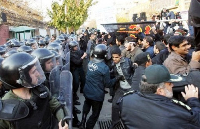 britain withdraws all embassy staff from iran diplomats