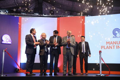 select technologies factory partners with xiaomi h k ltd for smartphone production in pakistan