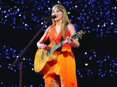 woman divorces husband for booing taylor swift at super bowl woman divorces husband for booing taylor swift at super bowl