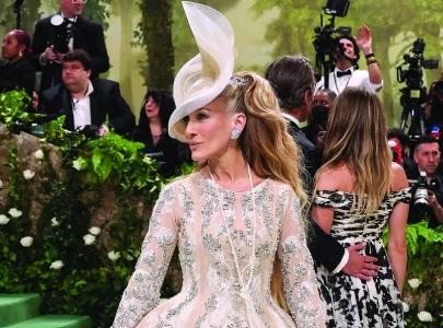 why did sarah jessica parker skip the 2025 met gala despite loving it