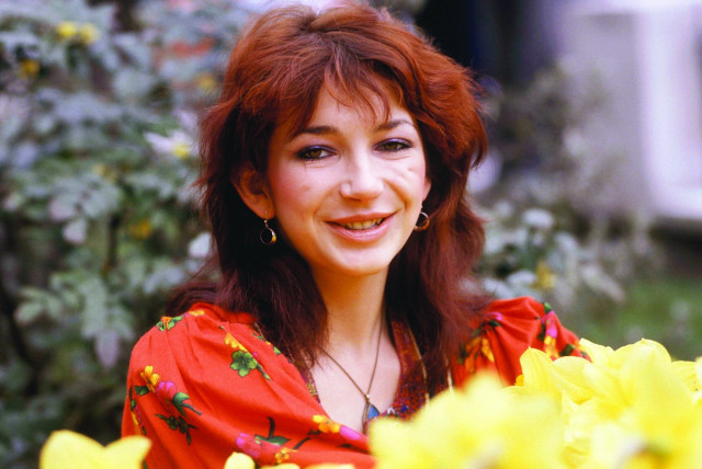 kate bush campaigns against generative ai kate bush campaigns against generative ai