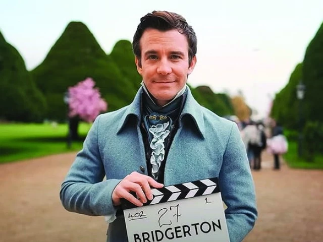 luke thompson plays benedict photo file luke thompson plays benedict photo file