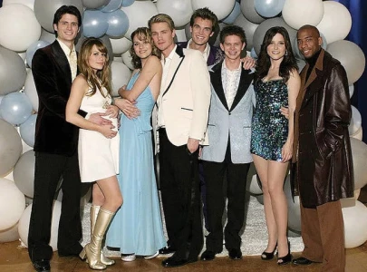 one tree hill sequel in the works at netflix