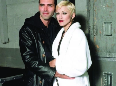 madonna loses brother after battle with cancer