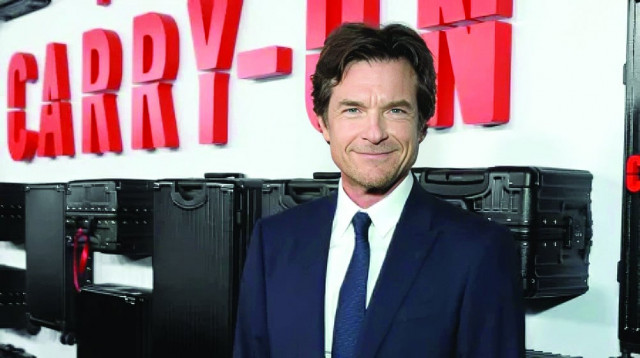 bateman happy to be villain in carry on