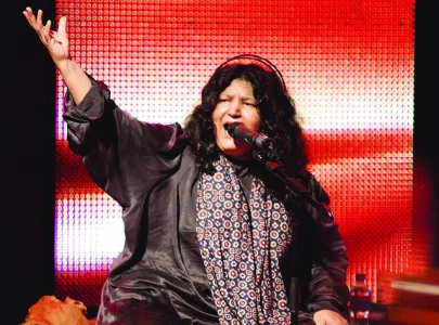 abida parveen s team clarifies health concerns abida parveen s team clarifies health concerns