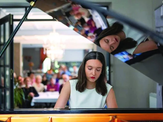 pianist julia lozowska performed photo afp pianist julia lozowska performed photo afp