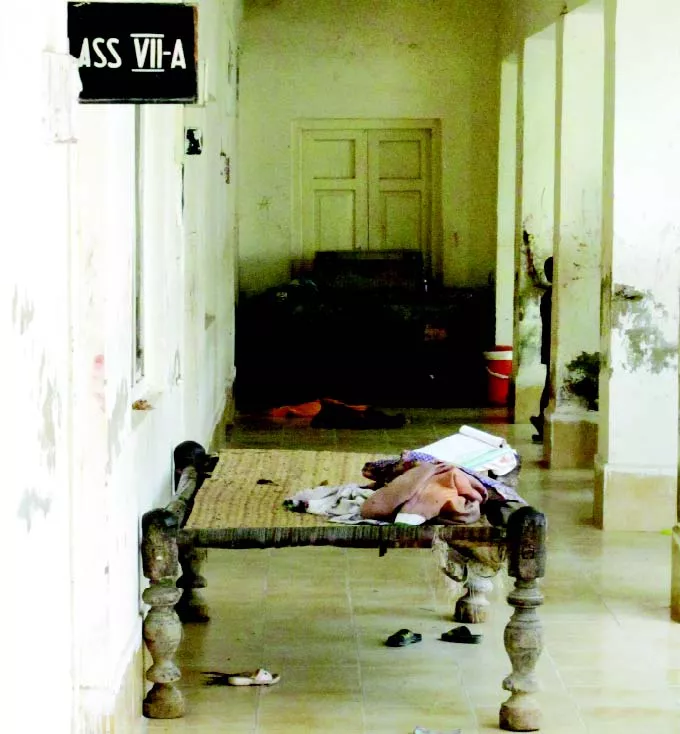 khairpur and dadu flood survivors 3 toilets for 300 people khairpur and dadu flood survivors 3 toilets for 300 people