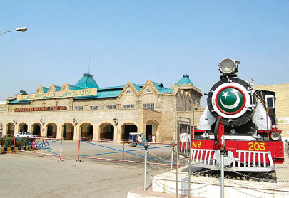 pakistan railways crisis station vendors absorbed by the downward spiral
