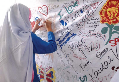 artful learning students depict peace pluralism through art artful learning students depict peace pluralism through art