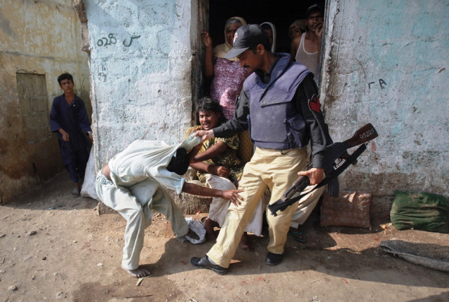 abuse of power vendor tortured for demanding payment