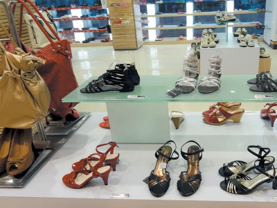 flagship store bata steps up flagship store bata steps up