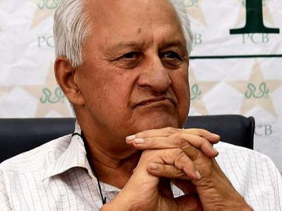 dear shahryar khan let go of india and hold on to misbahul haq and yasir shah dear shahryar khan let go of india and hold on to misbahul haq and yasir shah