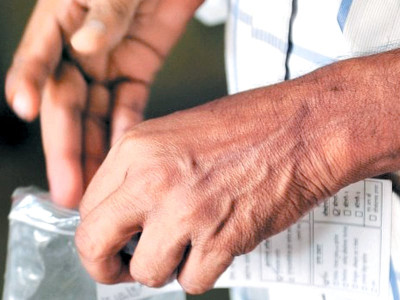 disabled not defeated with crippled hands peshawar man acquires education disabled not defeated with crippled hands peshawar man acquires education