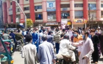 traders protest delayed mall road remodelling