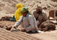officials celebrate workers struggle