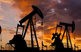 shale profits surge as war on iran lifts crude to 126