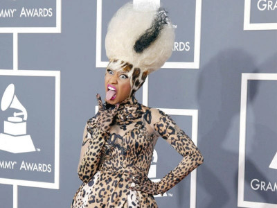 tinseltown talk from grammy knockouts to bollywood dirt