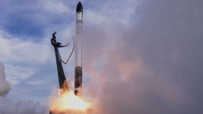 rocket lab vehicle fails to reach orbit loses payload of satellites rocket lab vehicle fails to reach orbit loses payload of satellites