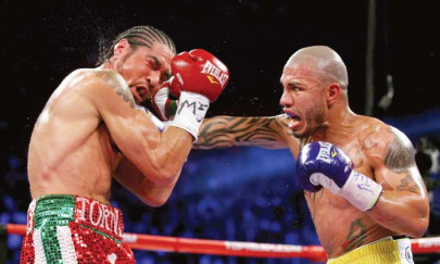 boxing cotto defeats margarito in rematch
