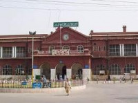 lahore hospitals face shortage of anaesthetists