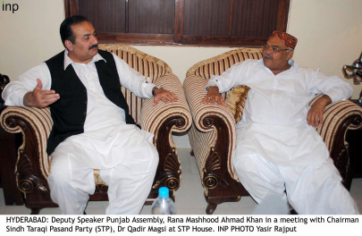 on ppp turf pml n tries to woo sindhi leaders ahead of saturday rally