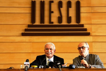 palestinian flag to be raised at unesco headquarters palestinian flag to be raised at unesco headquarters