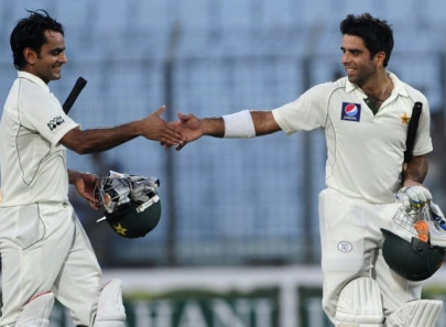 1st test pakistan maintain supremacy