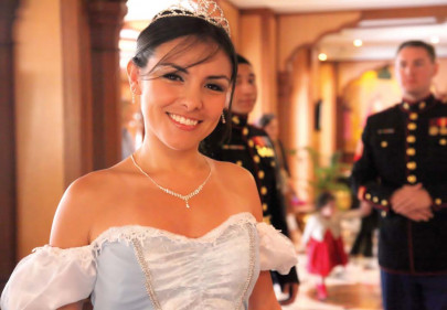 us marines american women s club throw christmas parties for charity