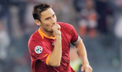 football totti irked by fan insults