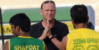 critics question heuvel s tactics strategy critics question heuvel s tactics strategy