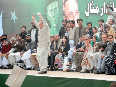 kasuri finally crosses the pti finish line kasuri finally crosses the pti finish line