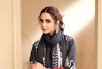 maya ali awarded the pakistani actress of the year at diafa maya ali awarded the pakistani actress of the year at diafa