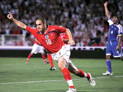 football cole aims to play for england