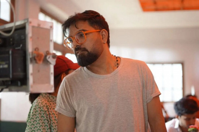 yasir hussain questions people who continue to support a man who abuses his wife yasir hussain questions people who continue to support a man who abuses his wife