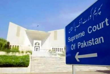 sc suspends phc ruling on citizenship
