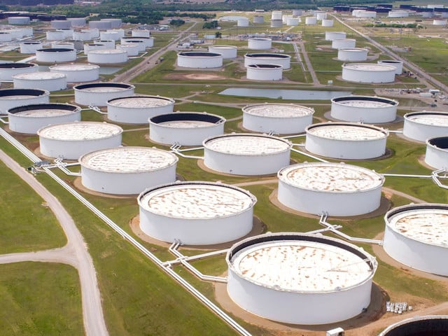 Peak-hour power supply remains under pressure