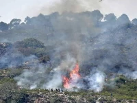 fire erupts at three points in margalla hills