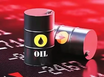 oil heads for weekly gain