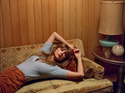 10 taylor swift breakup anthems you should listen to after her split 10 taylor swift breakup anthems you should listen to after her split