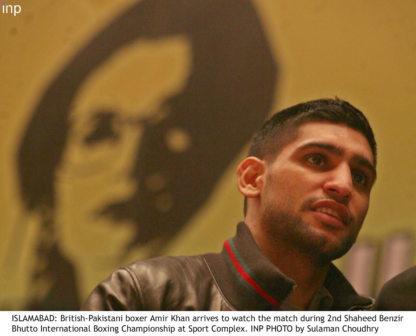 boxing star amir khan arrives in pakistan for tournament