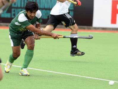 indian hockey league phf imposes 5 year ban on players