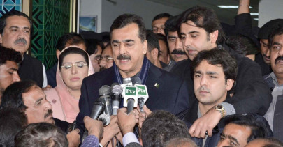third force gilani warns nawaz that both lose if govt falls third force gilani warns nawaz that both lose if govt falls