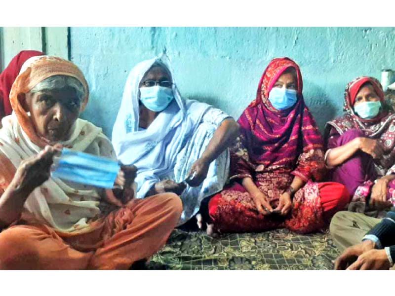 elderly women from younisabad meet every two months since 2019 to discuss implementation of the sindh senior citizens welfare act 2014 that still remains pending photo sameer mandhro