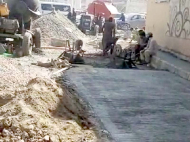 labourers work at a construction site as mareer chowk extension project which was on the backburner for many years has now been revived photo express labourers work at a construction site as mareer chowk extension project which was on the backburner for many years has now been revived photo express