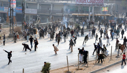 deadlock ends transporters cng union call off strike deadlock ends transporters cng union call off strike